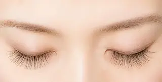 マツエク・マツパ ヘアークリエーションミーク本店所属・♢МИГ (ミーク)♢のマツエク・マツパデザイン