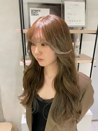 カラー モデル募集中/西梅田 かえで🎀のヘアスタイル