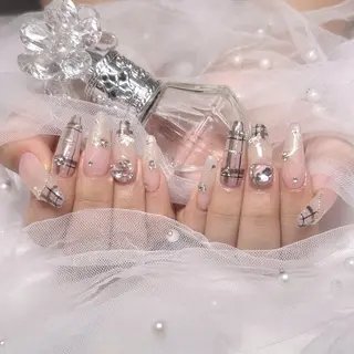 ネイル hinata池袋 🌙WOLTOKYOのネイルデザイン