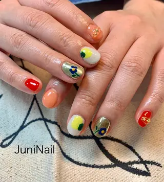ネイル JuniNail 주니네일🇰🇷suのネイルデザイン