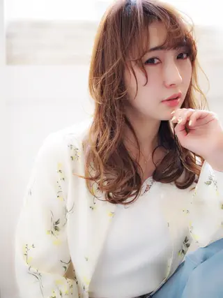 セミロング ほさか しんごのヘアスタイル