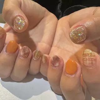 ネイル 白倉 真凛のネイルデザイン