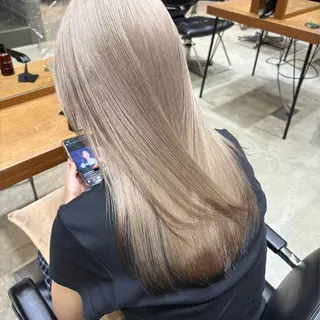 カラー 🥀ツヤハイトーン /hinata✞✟のヘアスタイル