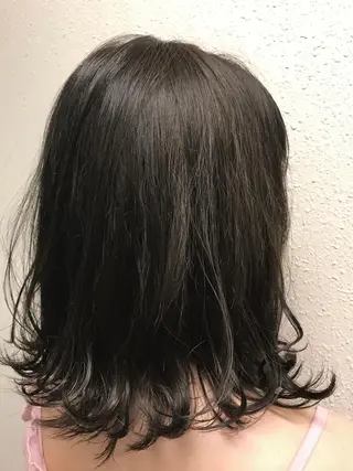 セミロング 緑地公園美容室 neohairのヘアスタイル