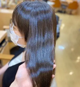 ミディアム 山本 香織のヘアスタイル