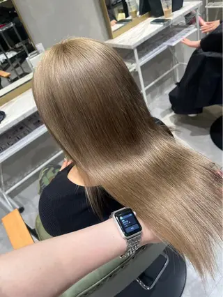 ロング カラー 新宿/アシスタント AiNAのヘアスタイル