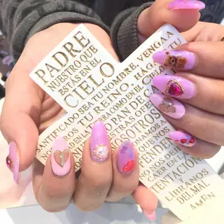 ネイル gotoday新宿店所属・鈴木 ゆいのネイルデザイン