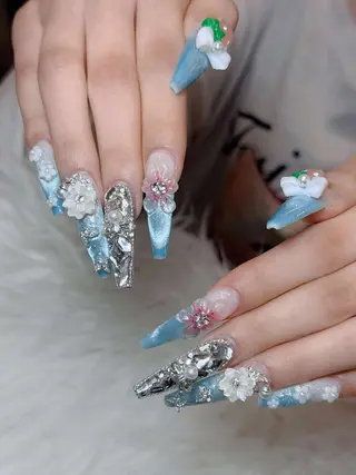 ネイル Lumi Nailのネイルデザイン