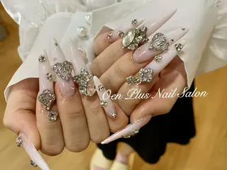 ネイル One Plus Nail Salonのネイルデザイン