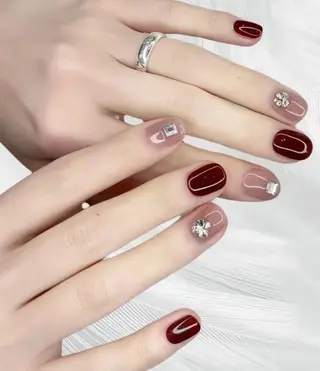 ネイル LEDアイラッシュ ∩_∩アオイのマツエク・マツパデザイン