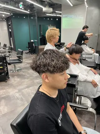 ミディアム パーマ メンズ メンズ特化🔥　齋藤 航のヘアスタイル