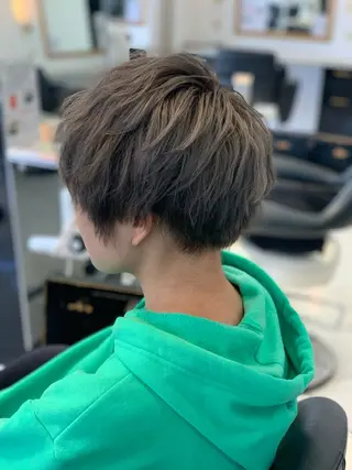 ショート カラー 【ハイトーンカラー 🌈】小野隼広のヘアスタイル
