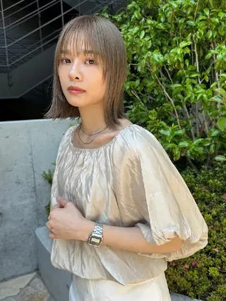 ミディアム カラー mood 髪質改善 ダブルカラーのヘアスタイル