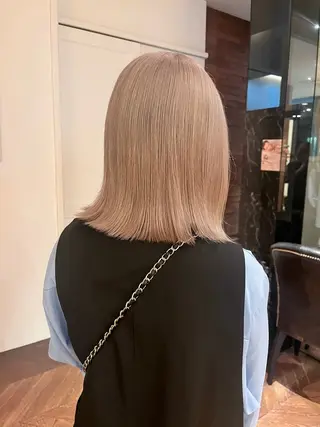 ショート カラー niko RINKAのヘアスタイル