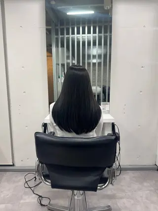 ロング カラー TE$ ⚡️HINのヘアスタイル