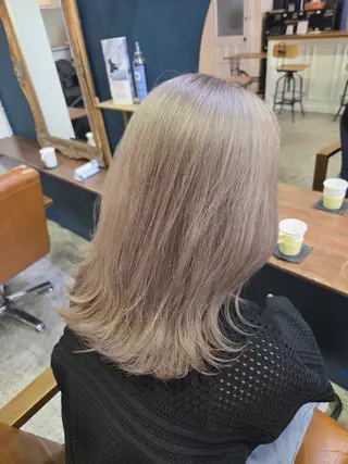 カラー 森田 翔斗ベージュカラー⭕のヘアスタイル