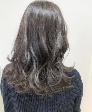 セミロング カラー box mico. mutsumiのヘアスタイル