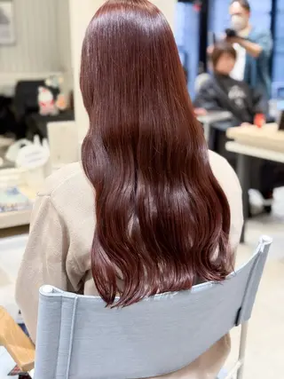 ロング カラー 顔周りレイヤーカット 透明感カラー達冨のヘアスタイル