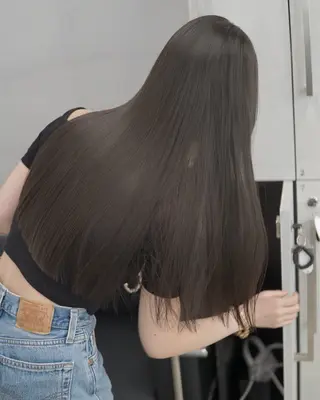 ロング カラー navile 銀座 角田 龍太のヘアスタイル