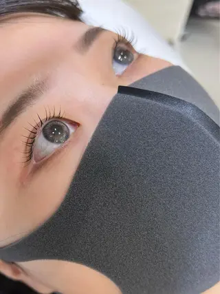 マツエク・マツパ カドムラ モエのヘアスタイル