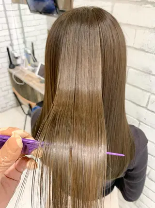 セミロング filo by　Feria所属・filo   渋谷 Gishiのヘアスタイル