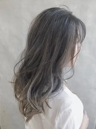 セミロング カラー MOU namba ムウナンバのヘアスタイル