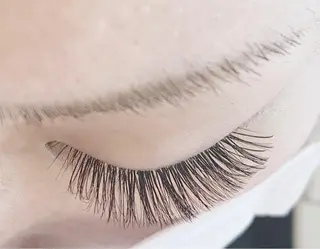 マツエク・マツパ ReposMilia ボリュームラッシュのマツエク・マツパデザイン