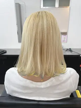 ミディアム someya 🥀のヘアスタイル