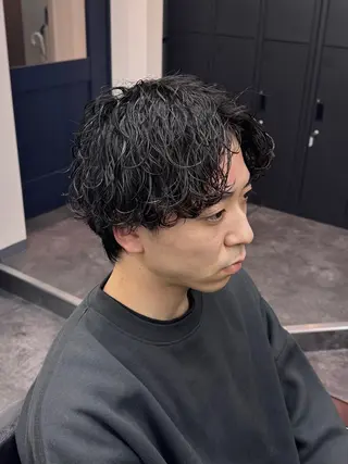 ミディアム パーマ メンズ 柏メンズカットパーマ NO.1タイチのヘアスタイル