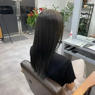 ロング カラー monami 山本華菜のヘアスタイル