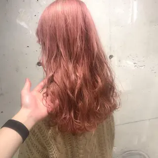 セミロング カラー パーマ ヘアアレンジ メンズ ネイル マツエク・マツパ linette所属・🐩推し活🐩 FUTABA🍒のヘアスタイル