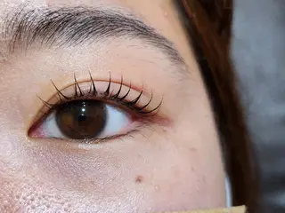 マツエク・マツパ 💜bora .のネイルデザイン