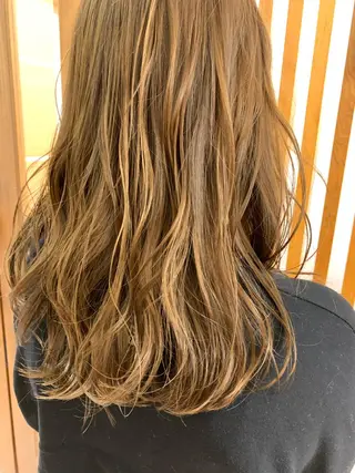 ロング カラー パーマ スタイル袋町店所属・STYLE袋町店 赤畠達弥のヘアスタイル