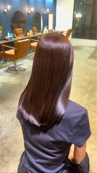 セミロング カラー 五十嵐 雅姫のヘアスタイル