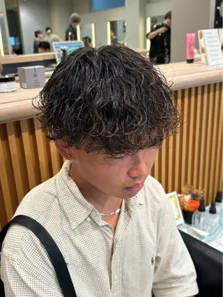 パーマ メンズ パーマ、スパイキー ショート、上野星也のヘアスタイル