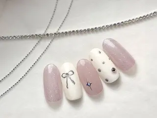 ミディアム アリアグレイス ネイルサロンのネイルデザイン