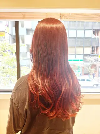 ロング カラー 新井 彩斗EIGHT新宿のヘアスタイル