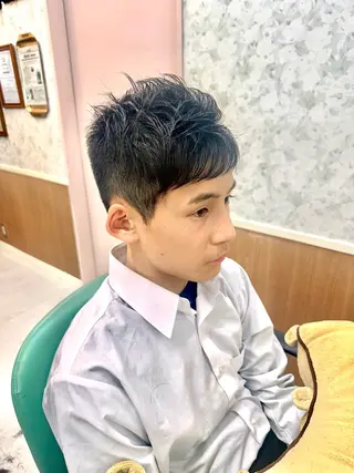 キッズ 髪質改善のプロ✨りな さんのヘアスタイル