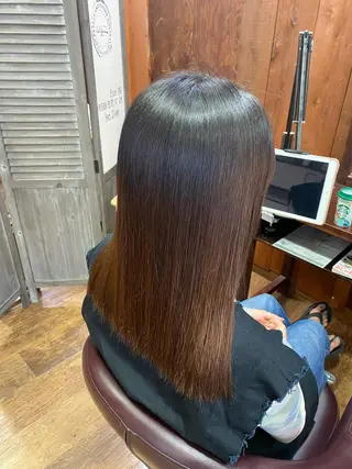 セミロング Un Fleur所属・立野 希沙のヘアスタイル