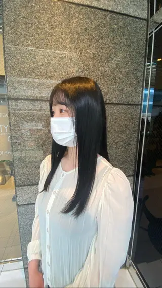 ロング 🫧オリーブカラー/ 酸性縮毛矯正銀座🫧のヘアスタイル