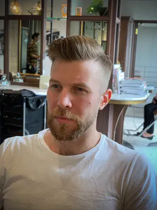 メンズ THE MAN　Leverage New York所属・花形 知希のヘアスタイル