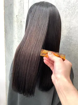 ロング ❣️髪質改善特化❣️ カモアオイのヘアスタイル