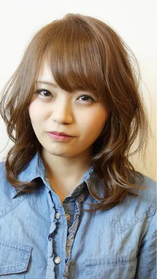 セミロング ブルーム yukiのヘアスタイル