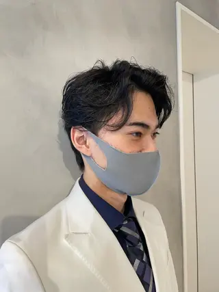 ショート パーマ メンズ 渋谷レイヤーカット/ 暖色艶カラー🩵高橋のヘアスタイル