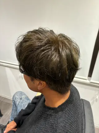 カラー cocotte宜喜 弘希のヘアスタイル