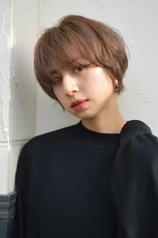 ショート アクロ梅田所属・コテ巻き風デジパ職人 中川ジョニーLaboのヘアスタイル