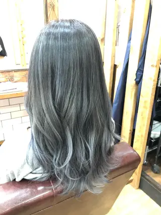 ミディアム THREE所属・THREE 関根大のヘアスタイル