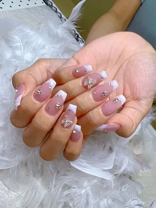 ネイル Le'a シズカのネイルデザイン