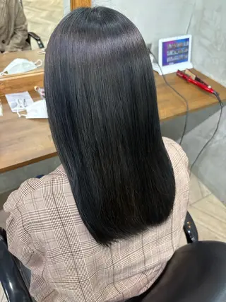 ミディアム 片桐 瑠依香のヘアスタイル