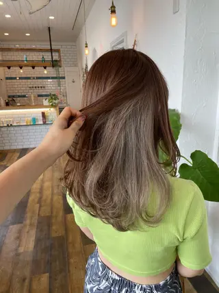 ミディアム カラー 🌸小掛🌸 豊橋外国人風カラーのヘアスタイル